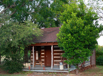 cherokee-rose-cabin